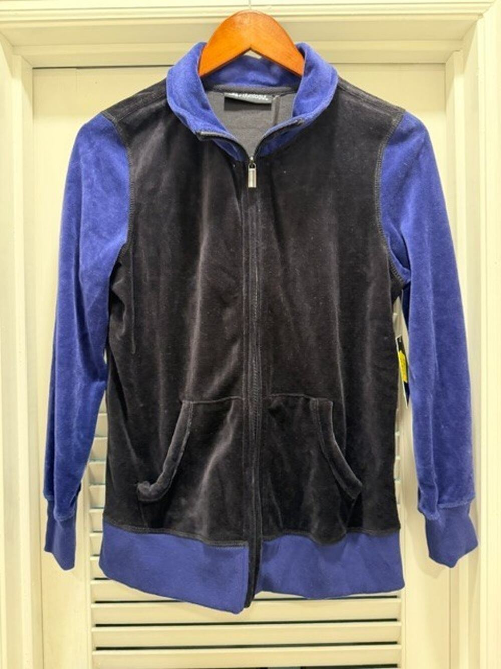 NWT Activology Women's Purple and Black Velour Activewear Jacket | Size PM
